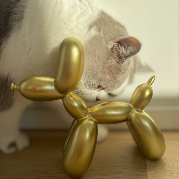 Gold balloon dog